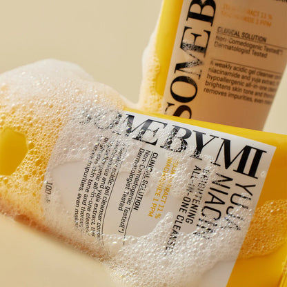 SOME BY MI Yuja Niacin Brightening All-In-One Cleanser