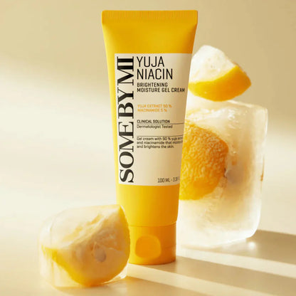 SOME BY MI Yuja Niacin Brightening All-In-One Cleanser