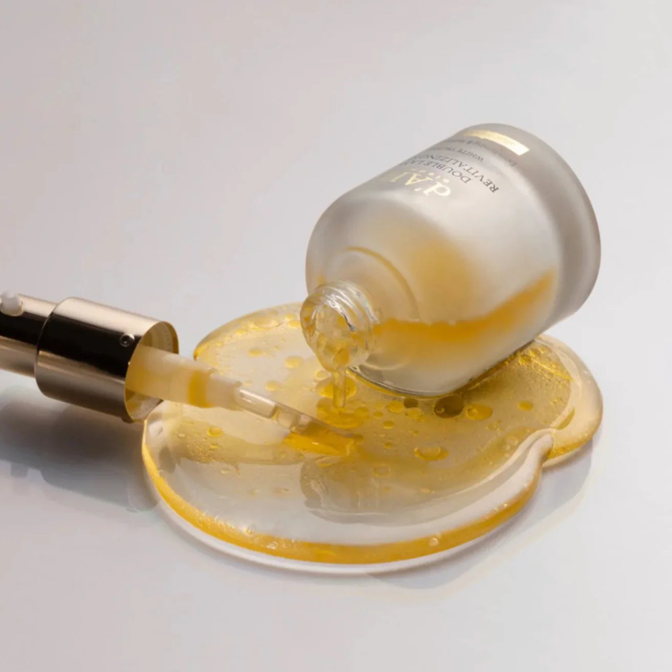 d'Alba White Truffle Double Layer Revitalizing Serum